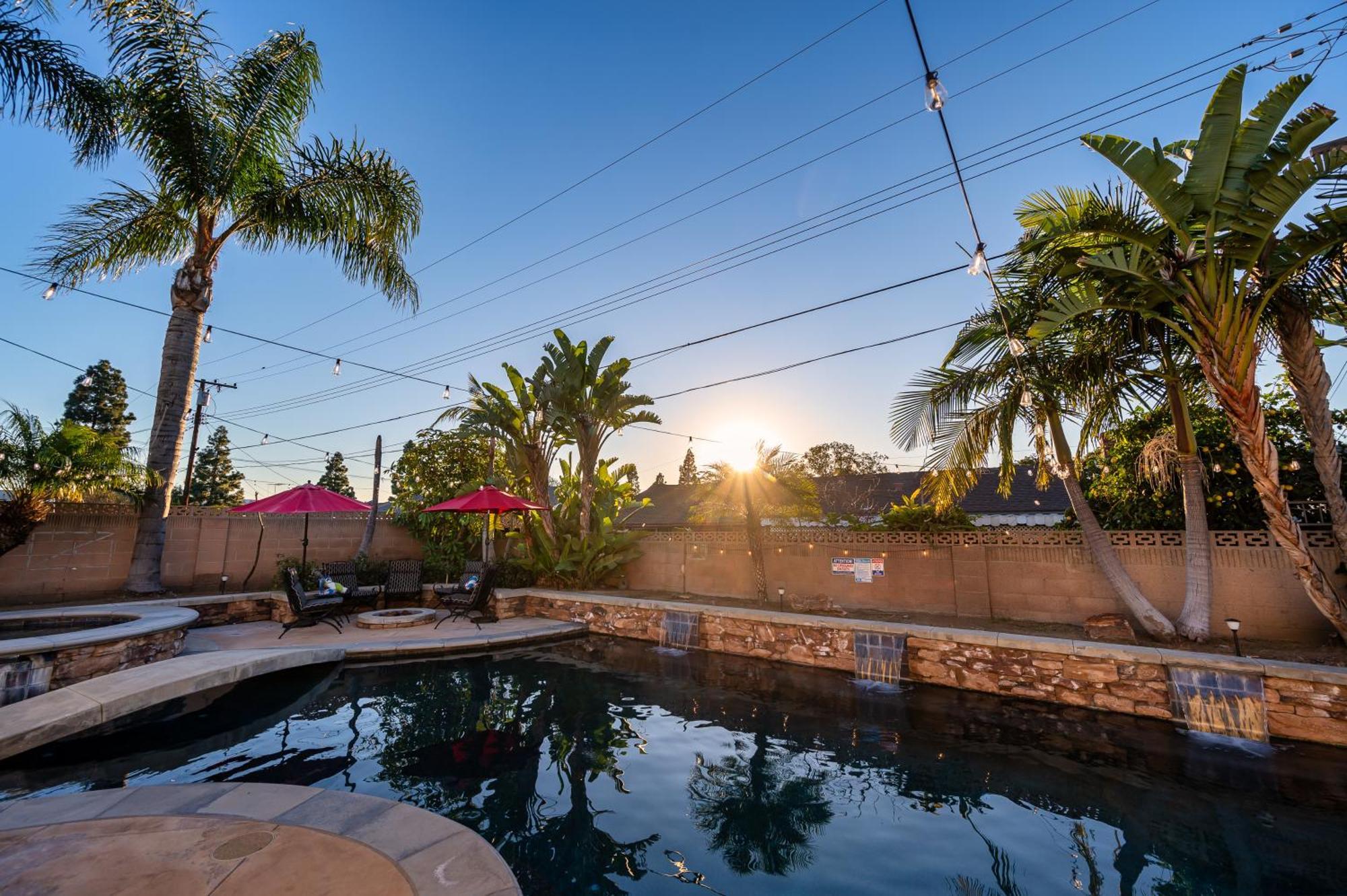 Amazing Modern Pool House Near Disneyland Anaheim Eksteriør billede